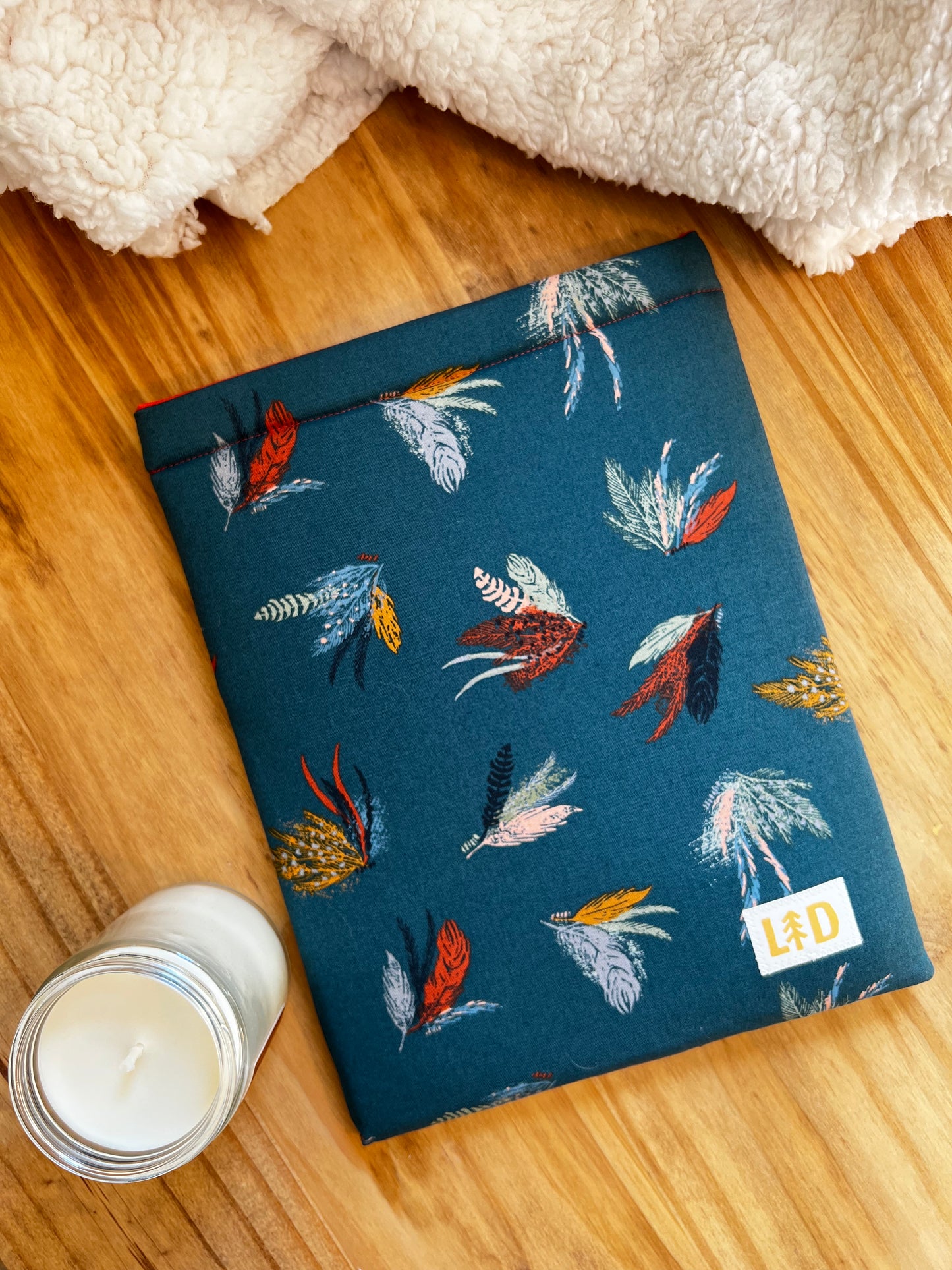 Feathers Sleeve