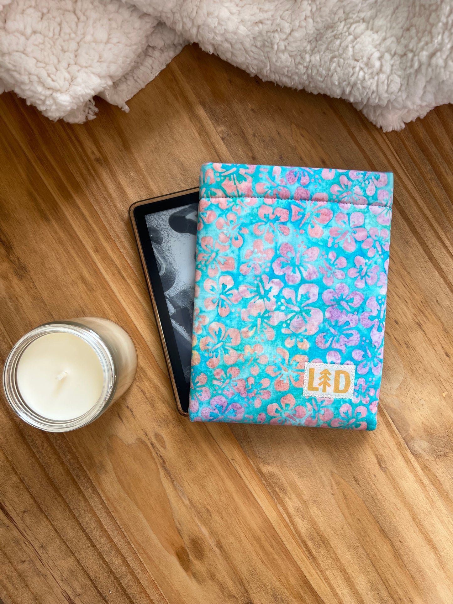 Summer Hibiscus Sleeve